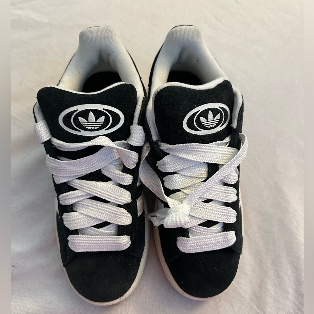 Adidas Campus 00s men’s black/white size 5.5 new box damaged